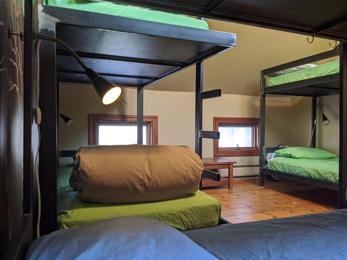 Hostel Tevere Warren Bagian luar foto